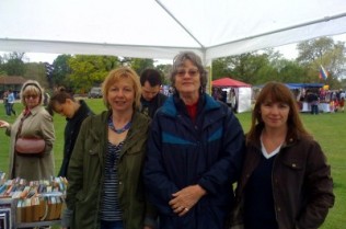 Friends of Dulwich Picture Gallery bookstall at Dulwich Park Fair 2010 (Anna Bonavia, Judy Mewburn and Sally-Ann Johnson)