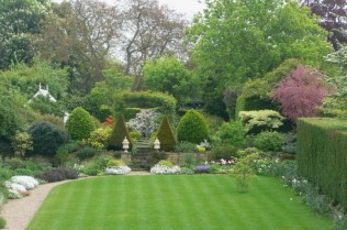 103 Dulwich Village